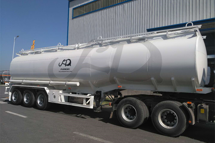China 3 axles 42000liters fuel tanker truck